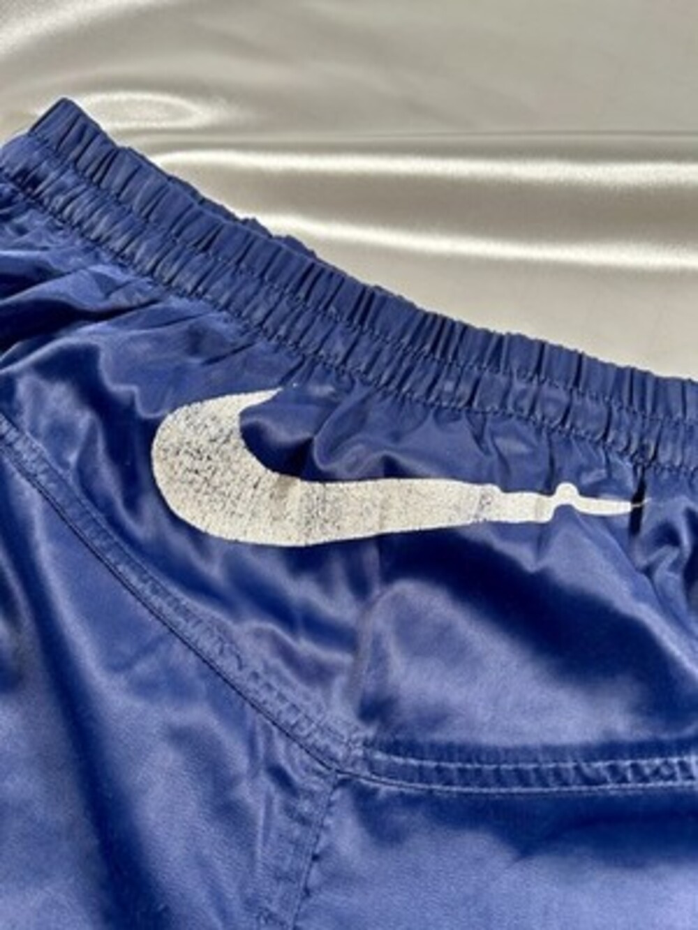 VINTAGE Y2K NIKE GLANZ NYLON SATIN SHINY SHORTS Size M Men’s NAVY RARE - Picture 7 of 8